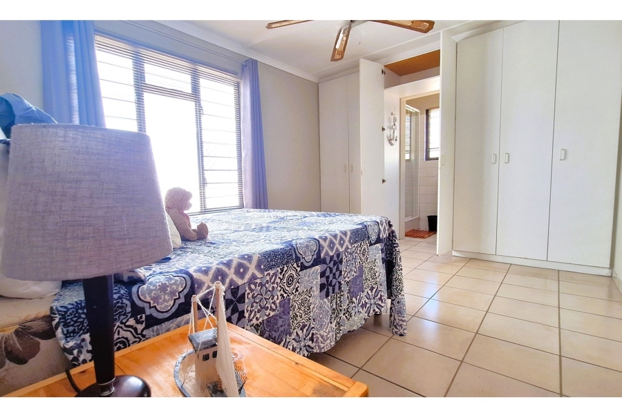 3 Bedroom Property for Sale in Hannasbaai Western Cape